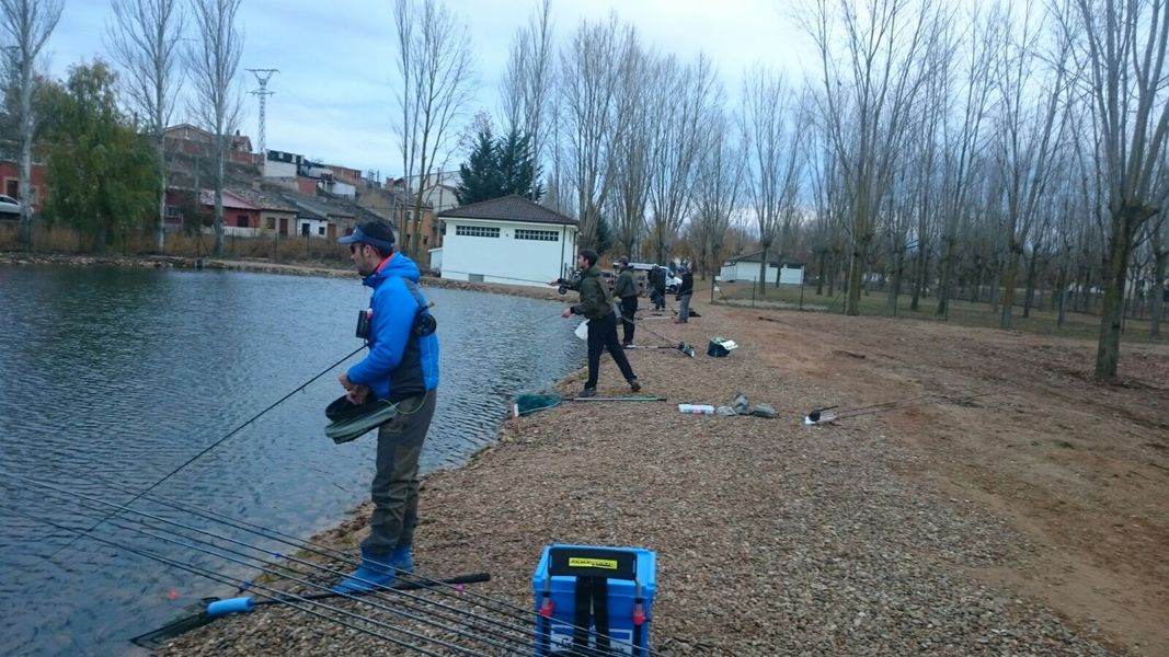 campeonato-pesca-mosca-lago-euskadi-02