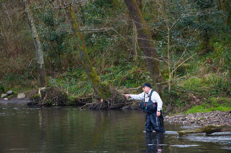 xanti serrano pescando