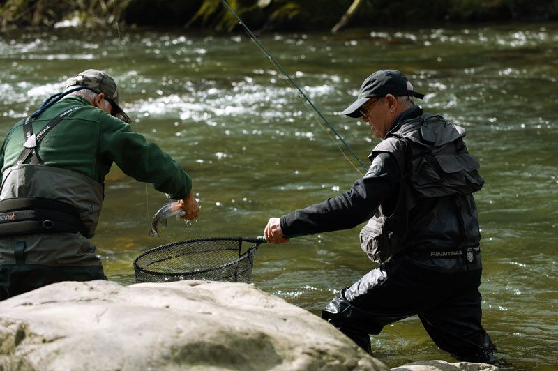 captura en las escaleras