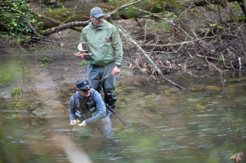 Unai urkia enganchando trucha