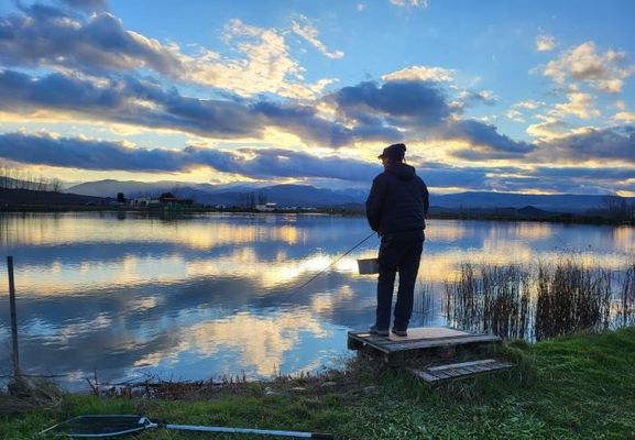 Campeonato de Euskadi de Salmónidos Lago 2024 en el embalse de "El Villar"