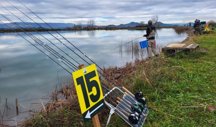 campeonato-pesca-mosca-lago-07-canas-lago