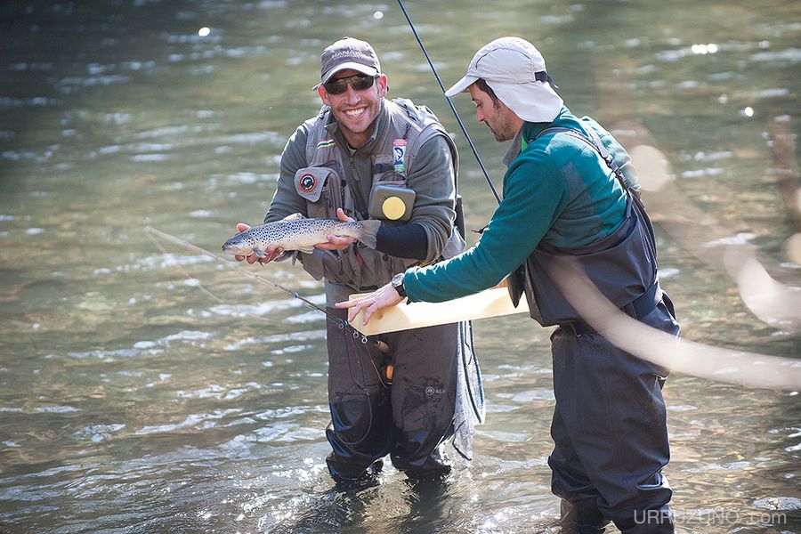 pedro-jimenez-campeon-pesca-a-mosca-leizaran